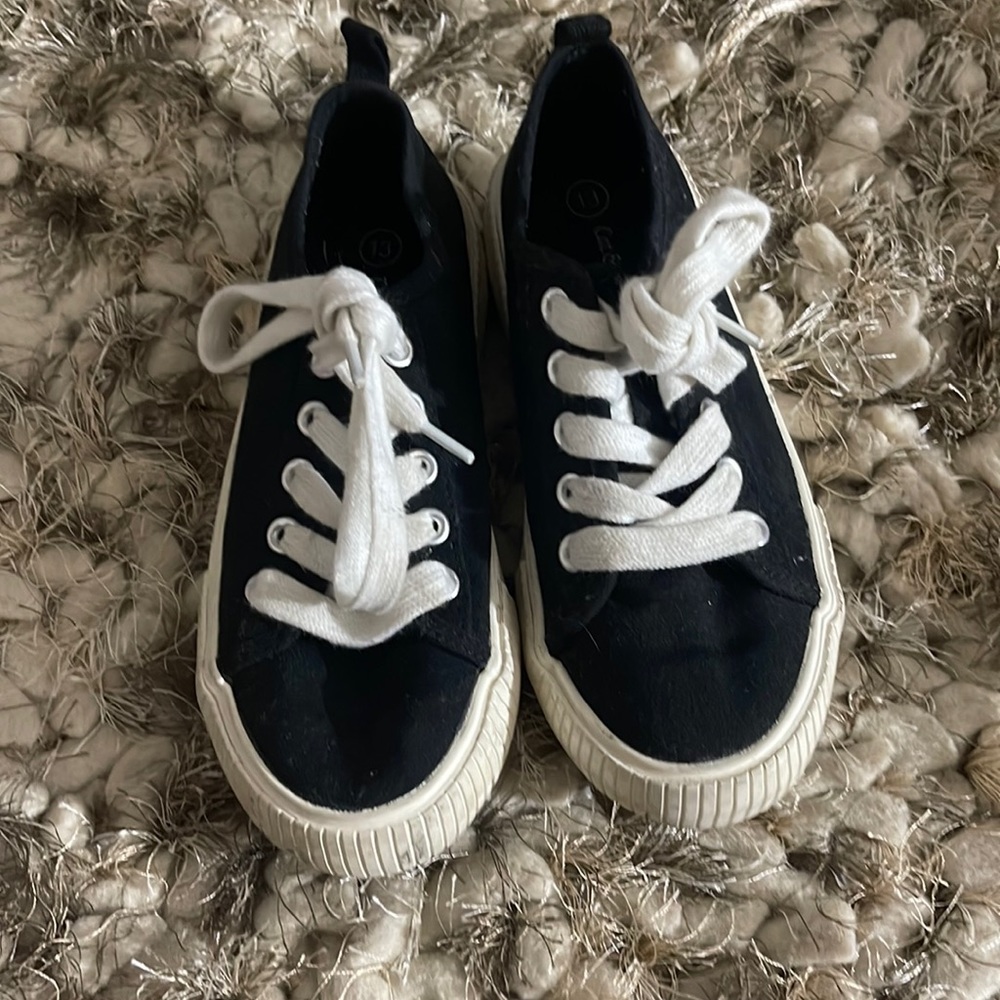 Cat and Jack Black girls shoes